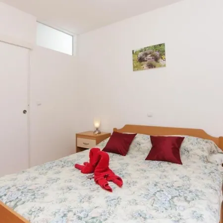 Apartments Mira - Comfy With Garden Dubrovnik Exterior photo
