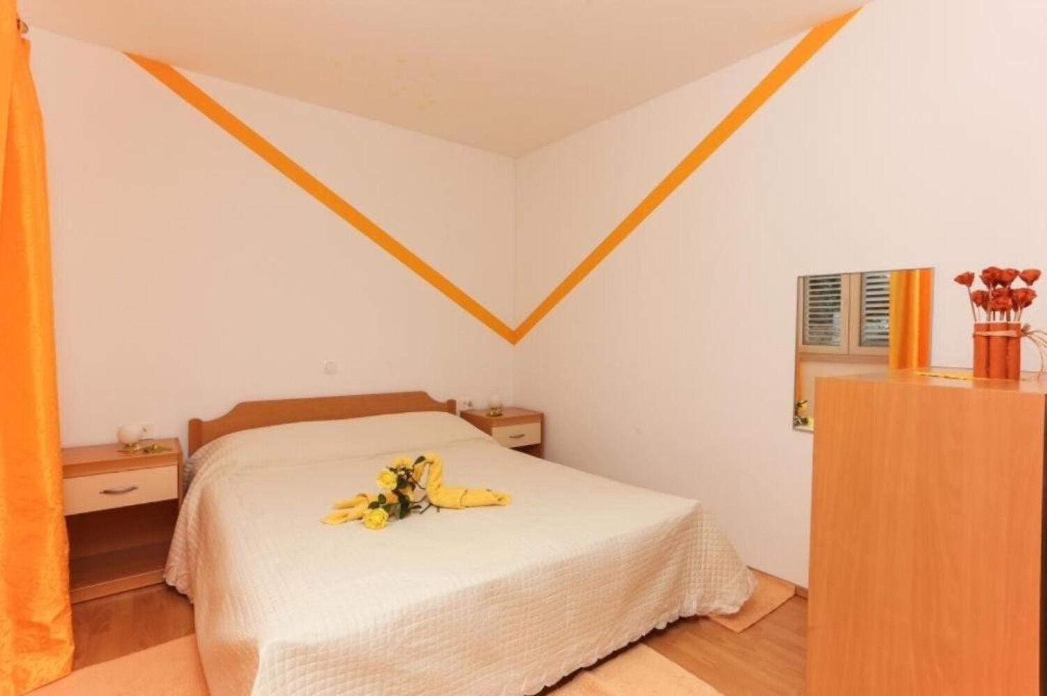 Mira - Comfy With Garden Apartment *