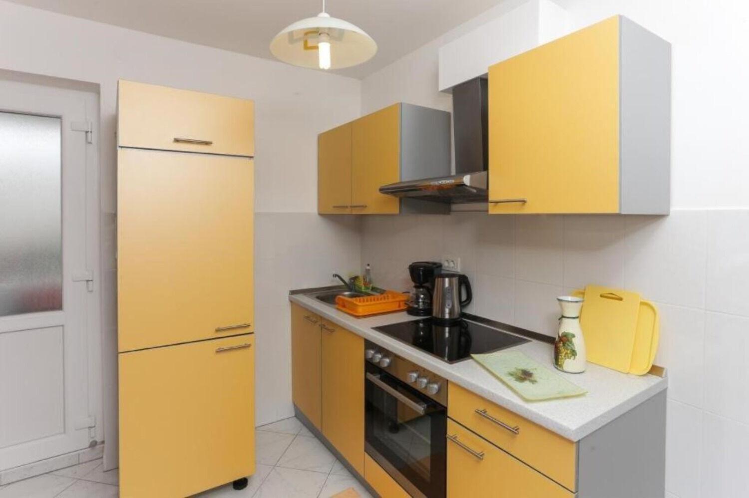 Apartment Mira - Comfy With Garden